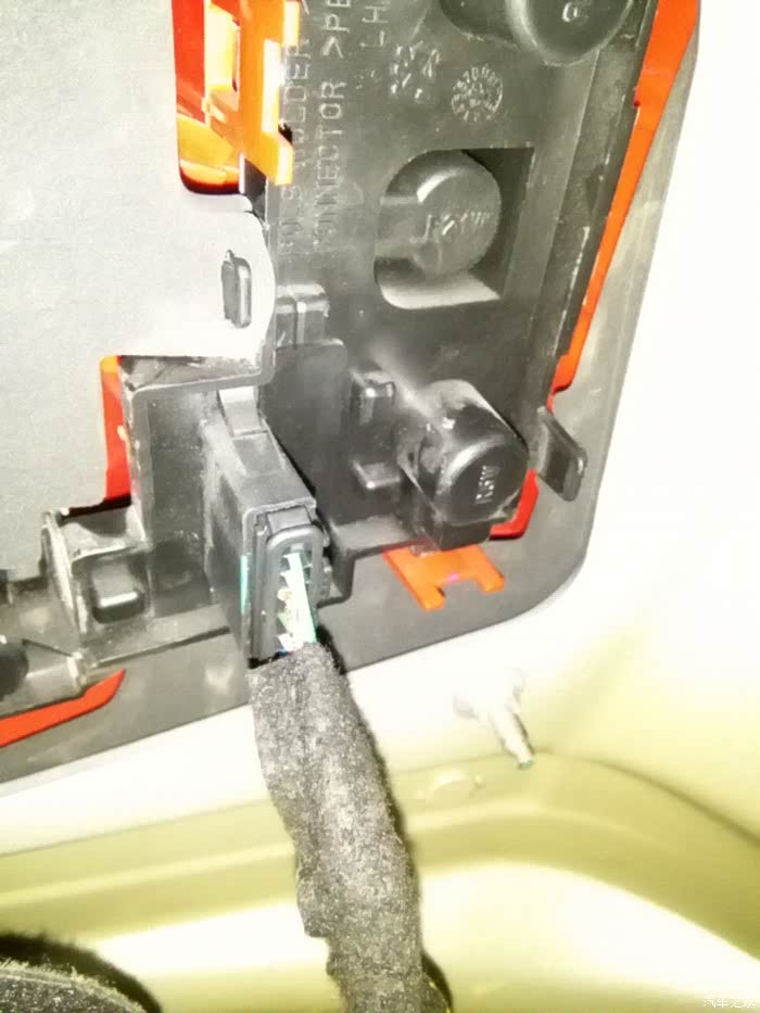 【图】左后转向灯不亮处理_标致307论坛