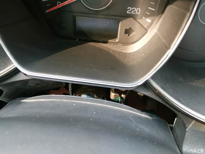 【图】我的k2方向盘和仪表盘之间间隙怎么这