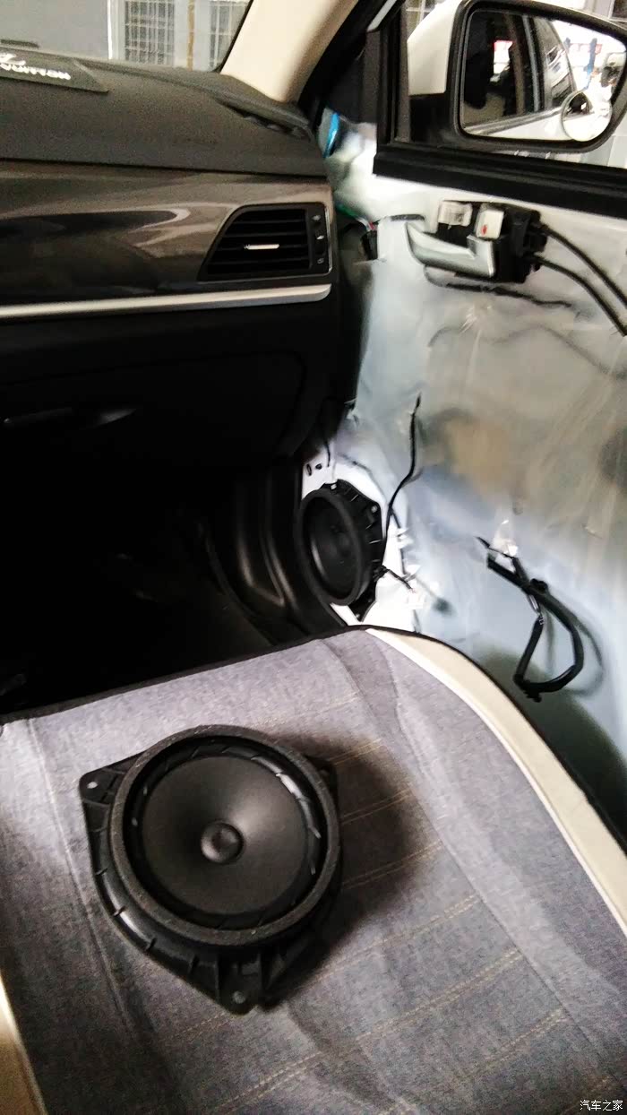 【图】关于17款车机有电流声,解决方法