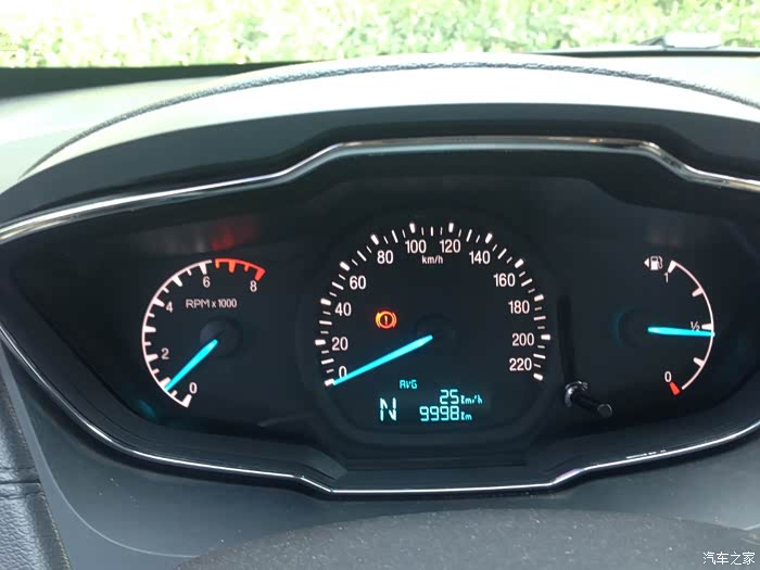 【图】1万公里仪表盘指示