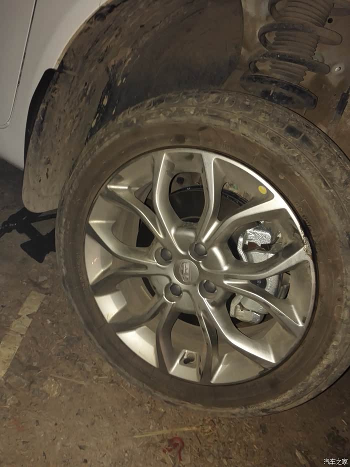 玲珑轮胎官网报价格表 500_wKgHH1qFZ1-ATJK_AD4x0VNoN8g625.jpg