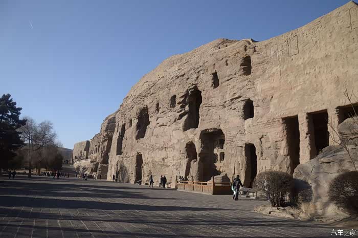 云冈石窟在哪个地方 500_wKgHIVq6QdOARwggAAUwWi2KzVs235.jpg