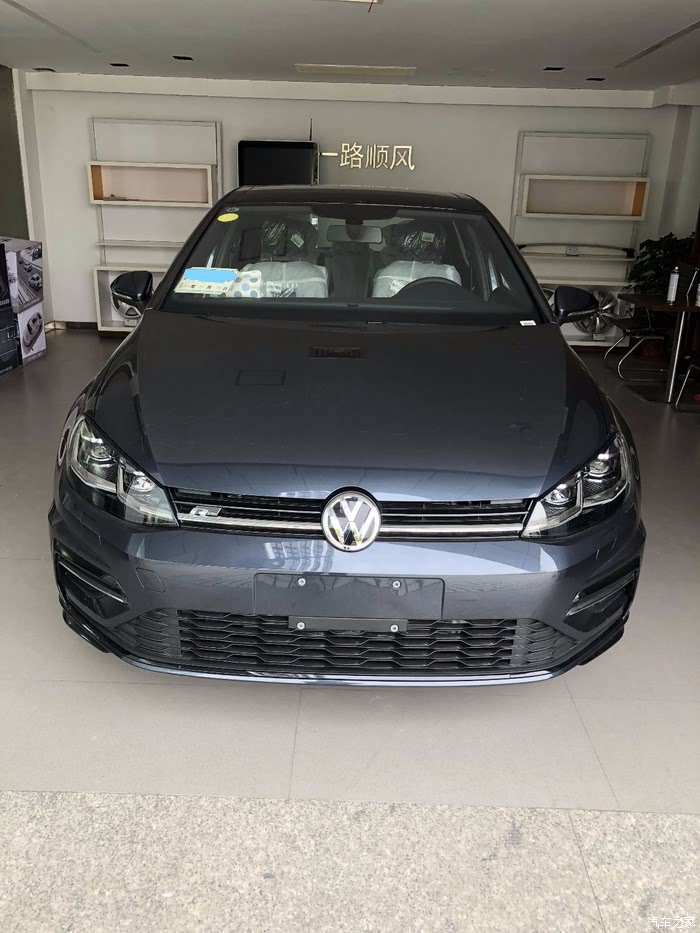 上海高尔夫7.5达喀尔蓝提车