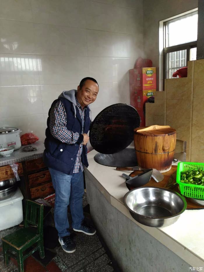 江西长安车友会车友相聚安义鼎湖镇赏金花
