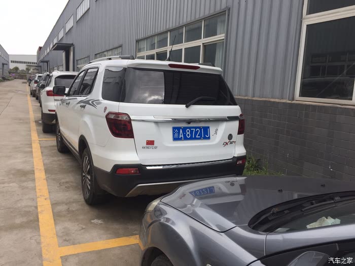 汽车拉花与气泡的魅力，汽车拉花与气泡的魅力