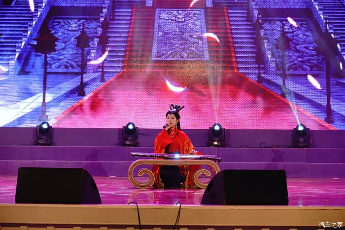 忽闻水上琵琶声,主人忘归客不发--聆听朗诵-琵