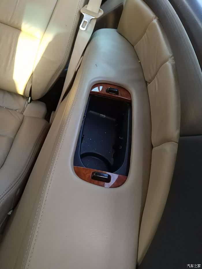 坐副驾驶要满足什么要求 500_wKgHIlqoyoWAWR9nAAF8nwSbikQ261.jpg