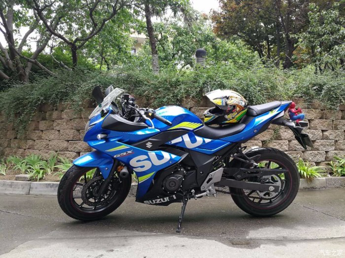 个人北京出售铃木gsx250r abs 私户 有保险