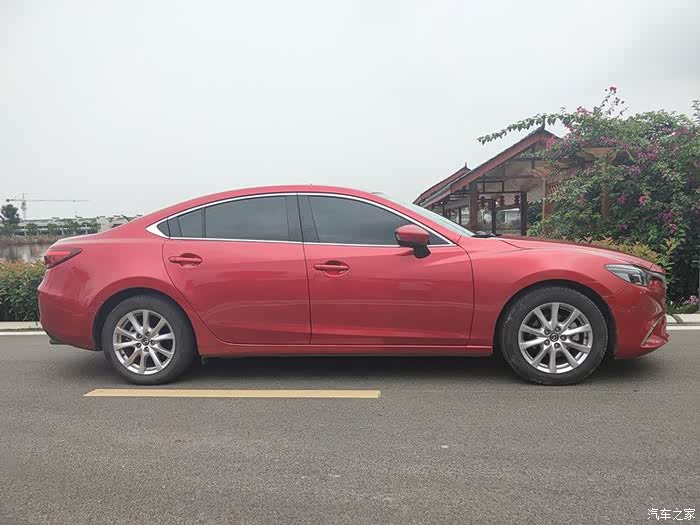 性价比之王 阿特兹18款蓝天时尚