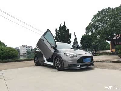 第一次看到新福克斯改剪刀门