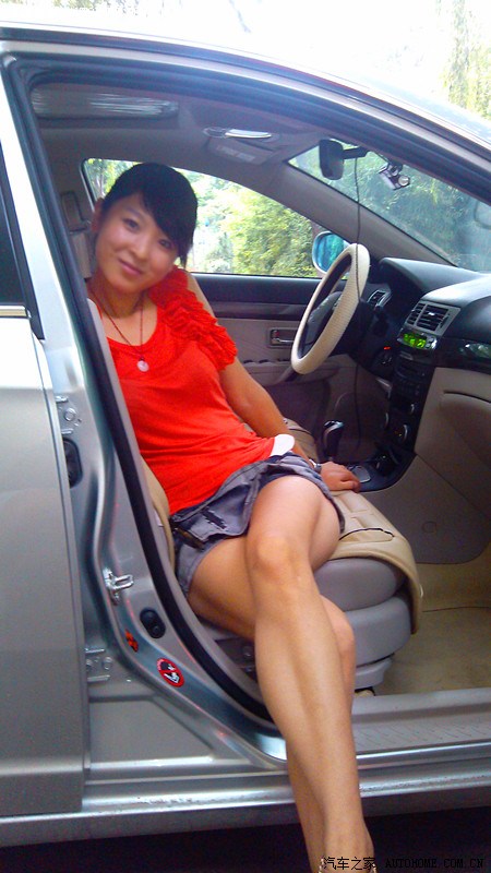 漂亮老婆来当车模，小七也会很浪漫！