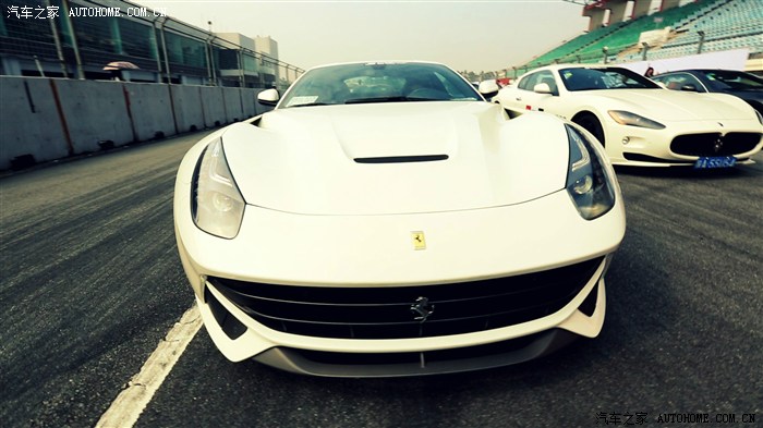 SCC的中国极速赛法拉利群马照片大喷射!!!