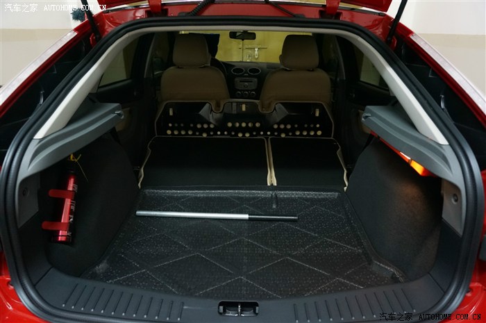 【图】两厢经典福,打通尾箱,搞车振真是爽!!!_福克斯论坛_汽车之家论坛