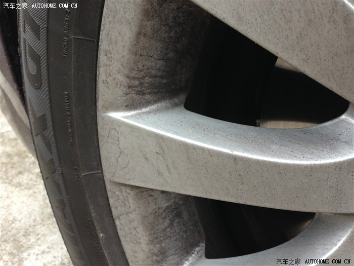 【图】轮毂黑黑的油是怎么回事?你们有出现过
