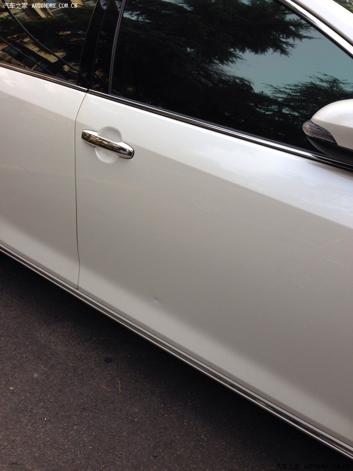 【图】珍珠白七凯车门被石子蹦了个小凹,怎么办?_凯美瑞论坛_汽车之家论坛