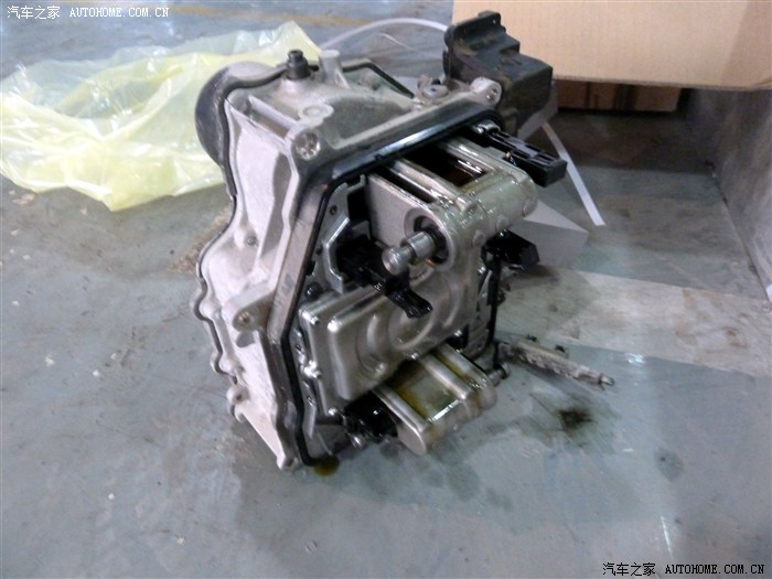 【图】1.4T昊锐更换自动变速箱机电控制单元
