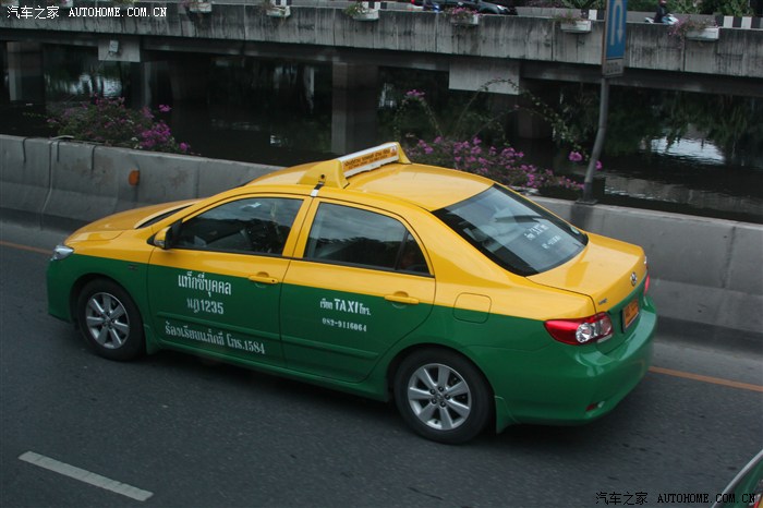 江湖救急!求高手鉴定这个泰国曼谷的卡罗拉出租车具体型号