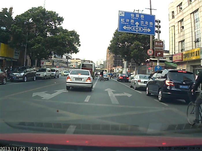 【图】韩国领事馆的车转向灯不保养的嘛?开车