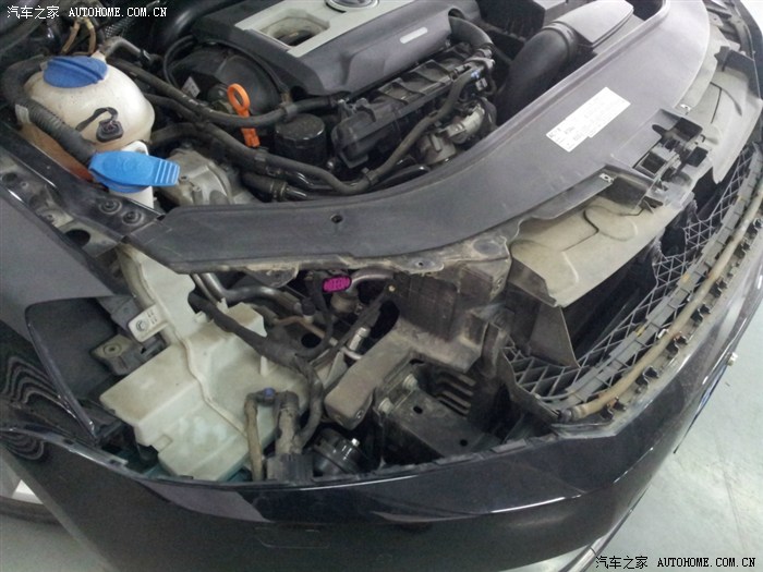 【图】清洗剂黄灯亮,发现漏玻璃水,出保前更换