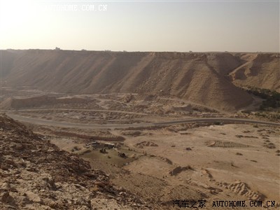 出差沙特,让大家看看帝豪EC7在沙特报纸上打