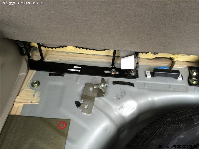 骐达isofix接口图片,日产骐达安全座椅接口 新骐达自己安装isofix 儿童座椅接口