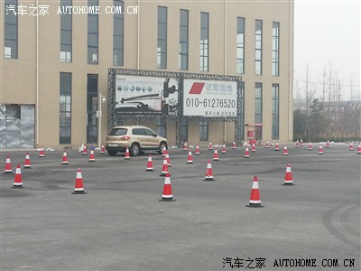 北京CX5试驾会,顶配间的较量:CX5、途观、R