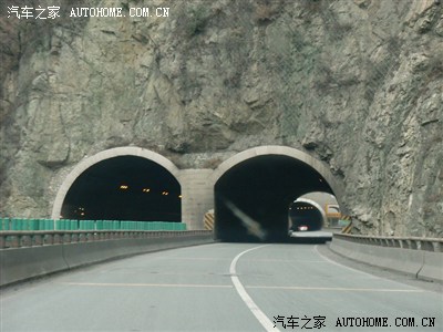大石洞隧道施工组织设计1 概述 分离式断面高速公路是什么形式,有图最