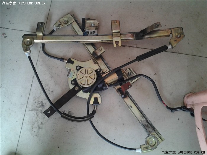 沙中金的赛纳终于把右侧升窗机装好了!