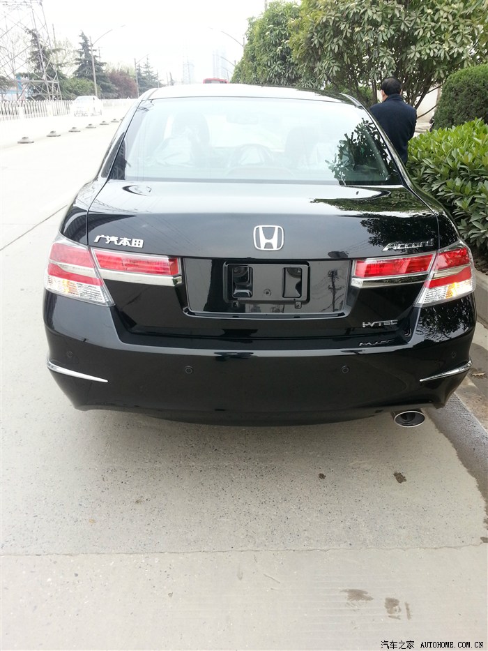 【图】2013款本田雅阁2.0SE提车作业