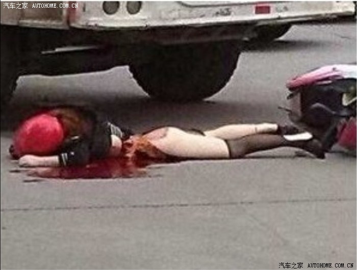 交通事故女子被水泥车撞拦腰碾断血的教训