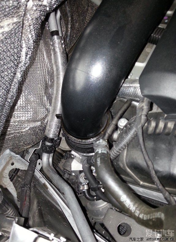 【图】途观1.8T手动,进气管渗油