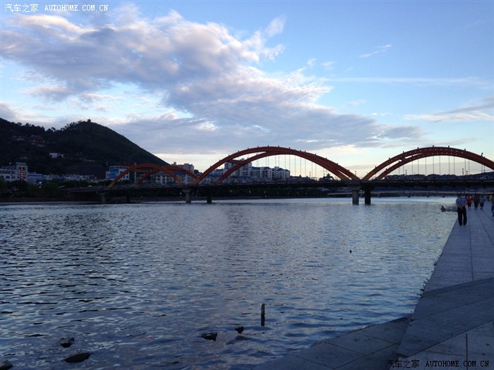 【图】车停福建福鼎白琳镇政府大院被划了4道