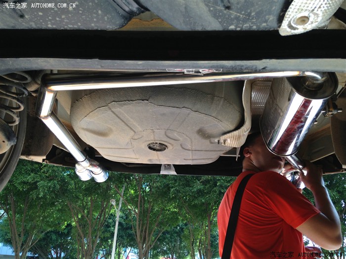 汽车之家的首部小白鼠改排气管 附海拉3双光透