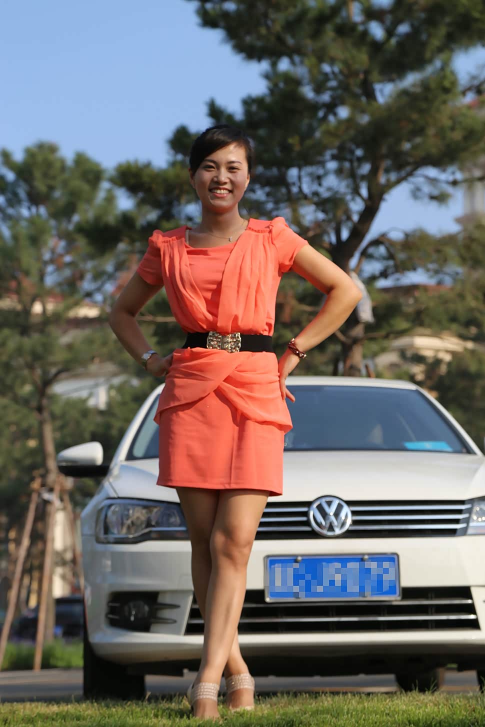 【媳妇当车模】告诉你什么是好媳妇儿！