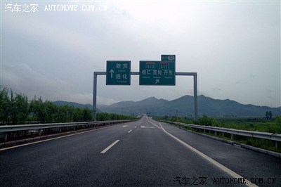 具体路线是:沈阳-南杂木-新宾永陵-桓仁-牛毛坞下高速-绿江村.