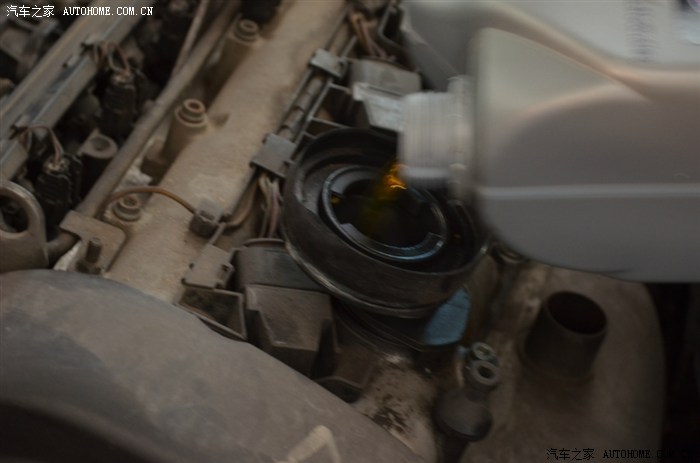 【图】四眼POLO 换混合机油,加底盘图片_宝来