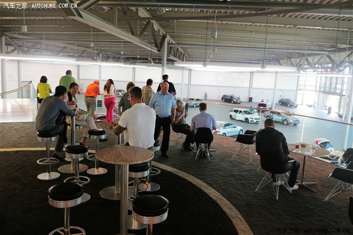 【图】论坛第二辆CLA,奔驰总部提车作业,配置