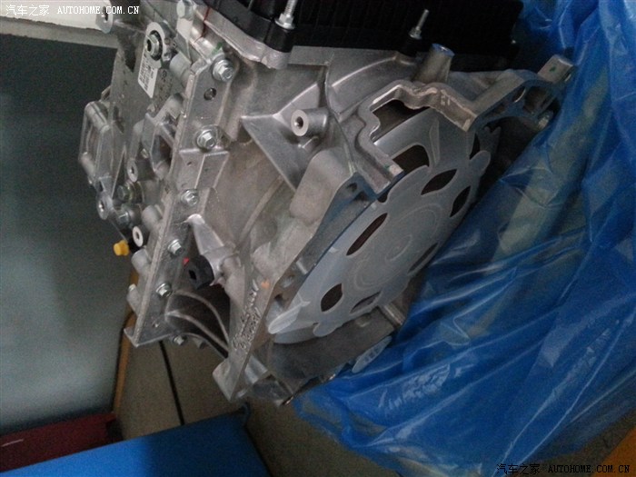 【图】大连2012款XC60 T5 双离合变速器出现