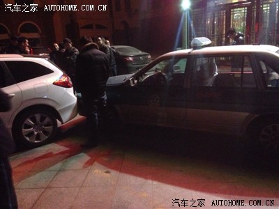 人均几张保单_交强险保单图片(3)