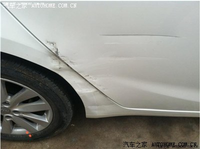 车门被撞成这样了,需要更换新门还是钣金好?_起亚K3\/K3S论坛_手机汽车之家
