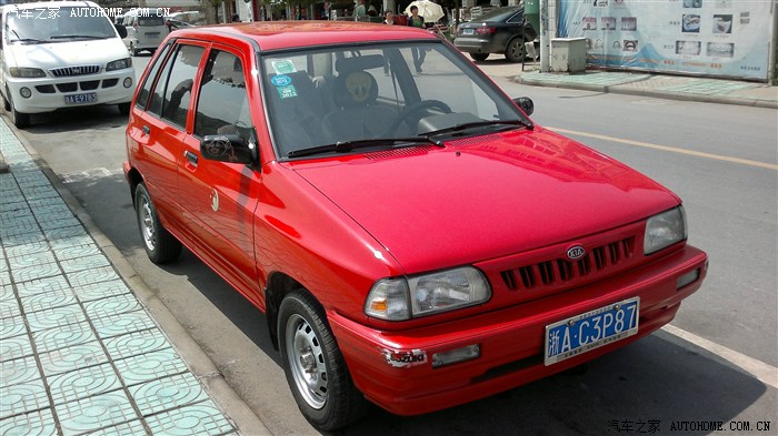 经典老车起亚普莱特