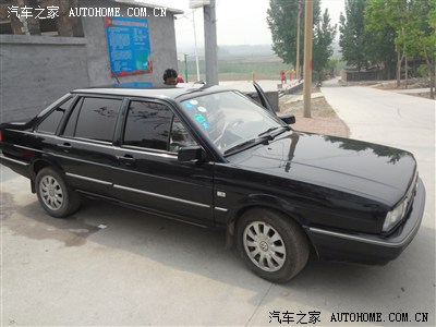单位拍卖,买了个黑色普桑,2007年上牌,跑了14万～办完3万3,大家看值不