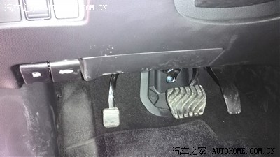 2014新奇骏2.0舒适版曙光金黑内饰提车作业