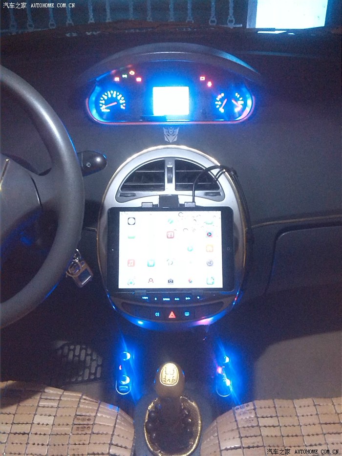 【图】黑色骑士K~中控Ipad mini改装 大屏娱乐