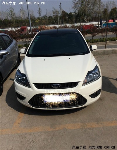 2013款经典福克斯1.8MT基本两厢型提车、装饰