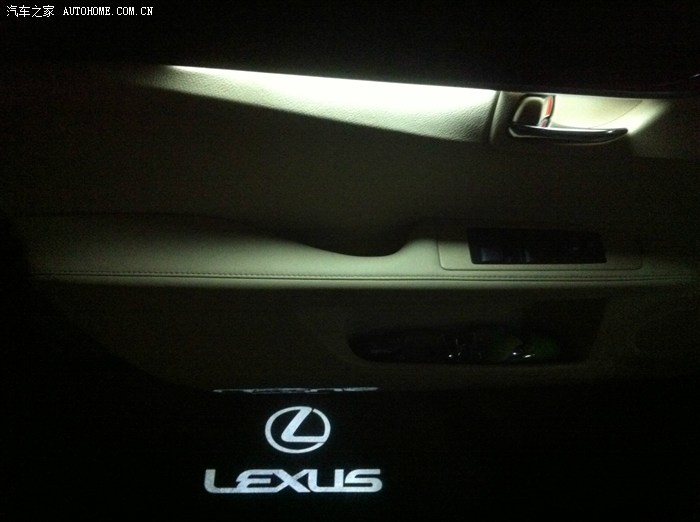 【图】ES300H 加装的车内氛围灯的照片,水果
