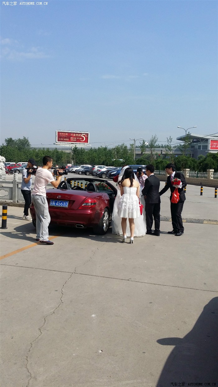 北京彩虹马三改装婚车队又一次的走起