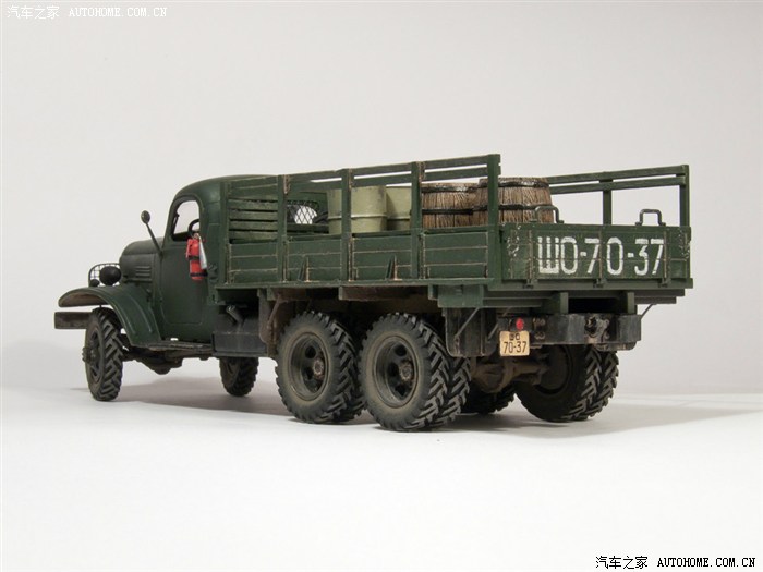             苏联吉斯151卡车模型