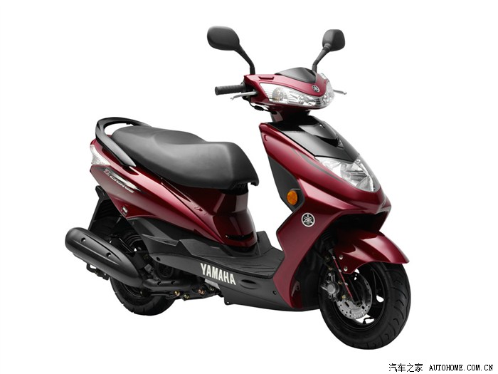 yamaha 迅鹰125电喷版好还是化油器版的好