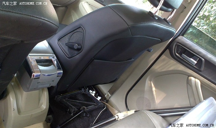 【图】福克斯改装奔驰电动座椅。原车主副座椅